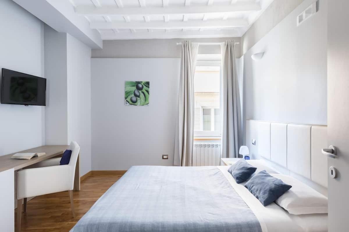 Spanish Steps House Vittoria Rzym Zewnętrze zdjęcie