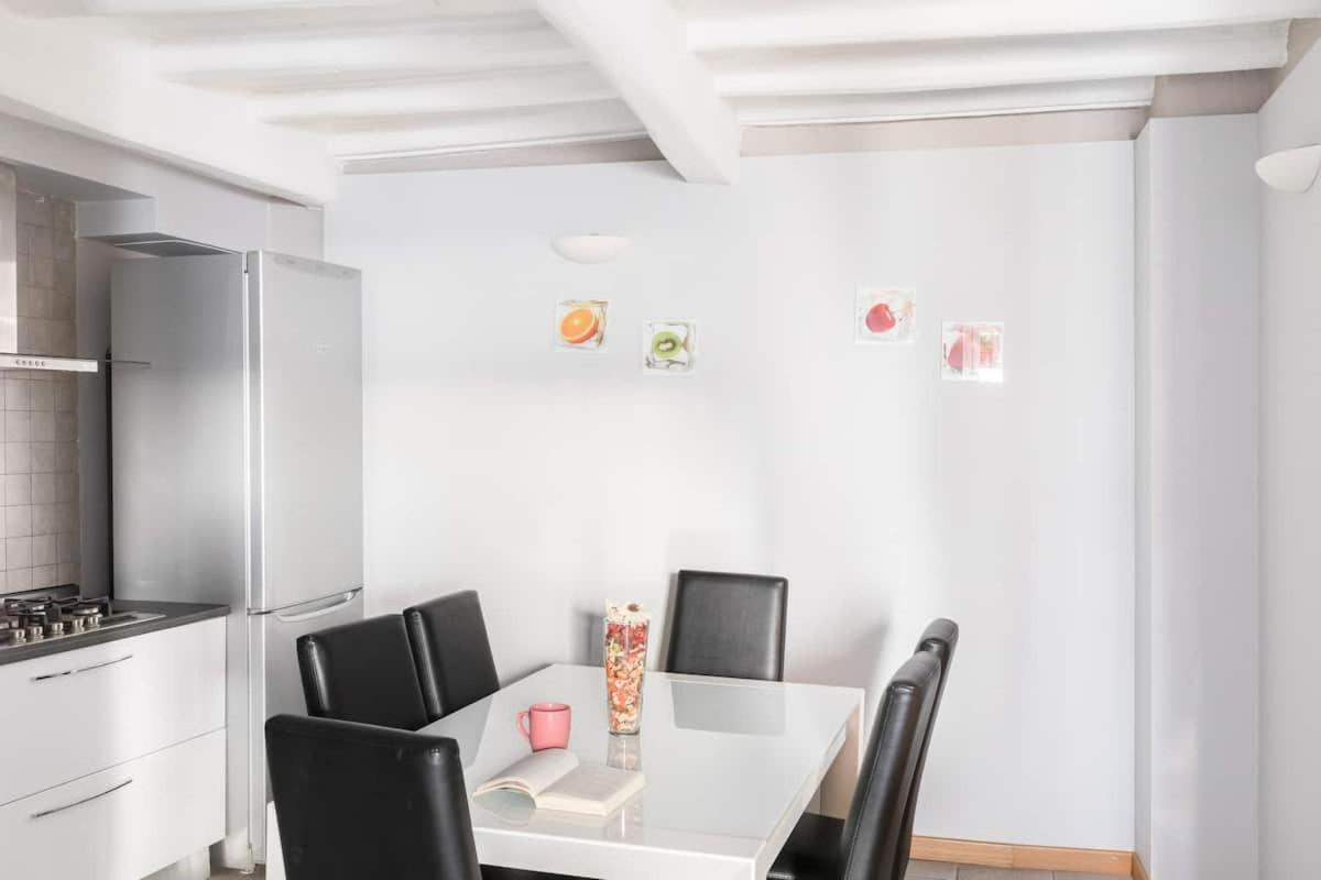 Spanish Steps House Vittoria Rzym Zewnętrze zdjęcie